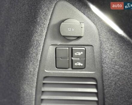 Серый Фольксваген Туарег, объемом двигателя 2.97 л и пробегом 79 тыс. км за 57900 $, фото 17 на Automoto.ua