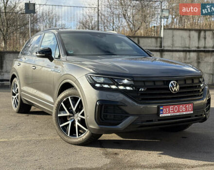 Сірий Фольксваген Туарег, об'ємом двигуна 3 л та пробігом 175 тис. км за 53999 $, фото 13 на Automoto.ua