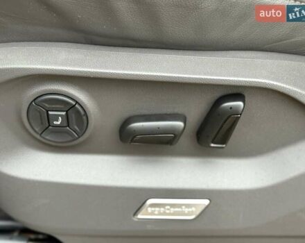 Серый Фольксваген Туарег, объемом двигателя 2.97 л и пробегом 79 тыс. км за 57900 $, фото 23 на Automoto.ua