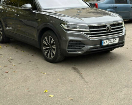 Серый Фольксваген Туарег, объемом двигателя 3 л и пробегом 129 тыс. км за 45500 $, фото 8 на Automoto.ua