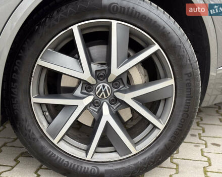 Серый Фольксваген Туарег, объемом двигателя 2.97 л и пробегом 160 тыс. км за 53700 $, фото 12 на Automoto.ua