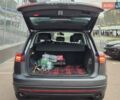 Серый Фольксваген Туарег, объемом двигателя 3 л и пробегом 120 тыс. км за 50300 $, фото 30 на Automoto.ua