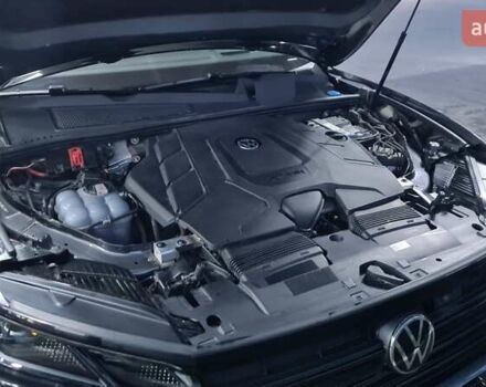 Серый Фольксваген Туарег, объемом двигателя 2.99 л и пробегом 90 тыс. км за 54500 $, фото 11 на Automoto.ua