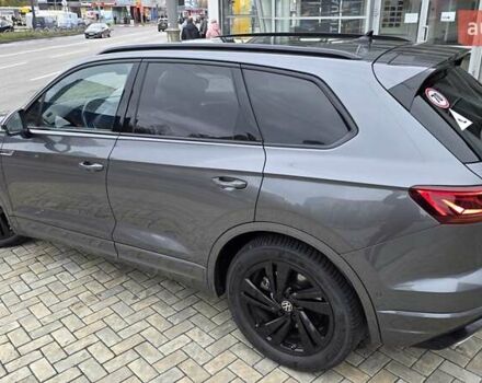 Серый Фольксваген Туарег, объемом двигателя 2.99 л и пробегом 90 тыс. км за 54500 $, фото 22 на Automoto.ua
