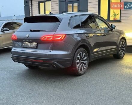 Серый Фольксваген Туарег, объемом двигателя 3 л и пробегом 41 тыс. км за 46900 $, фото 10 на Automoto.ua