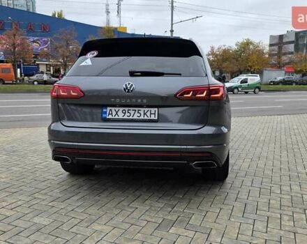 Серый Фольксваген Туарег, объемом двигателя 2.99 л и пробегом 90 тыс. км за 54500 $, фото 20 на Automoto.ua