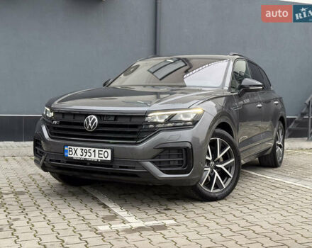 Серый Фольксваген Туарег, объемом двигателя 2.97 л и пробегом 160 тыс. км за 53700 $, фото 10 на Automoto.ua