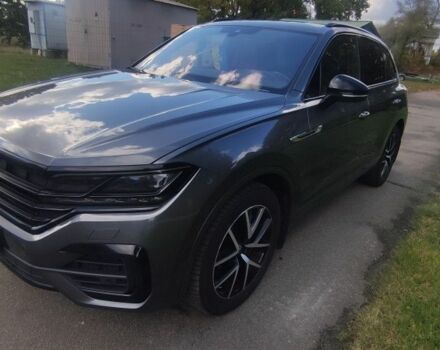 Сірий Фольксваген Туарег, об'ємом двигуна 4 л та пробігом 178 тис. км за 55000 $, фото 2 на Automoto.ua