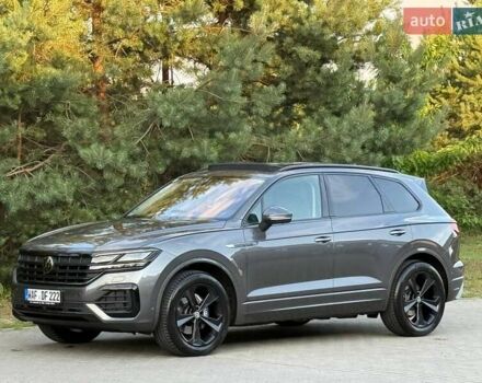 Серый Фольксваген Туарег, объемом двигателя 2.97 л и пробегом 156 тыс. км за 55300 $, фото 81 на Automoto.ua