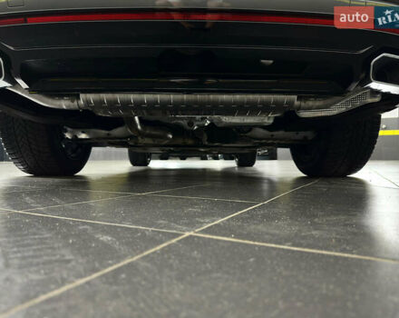 Серый Фольксваген Туарег, объемом двигателя 3 л и пробегом 141 тыс. км за 57999 $, фото 38 на Automoto.ua