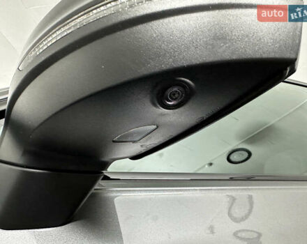 Серый Фольксваген Туарег, объемом двигателя 3 л и пробегом 141 тыс. км за 57999 $, фото 36 на Automoto.ua