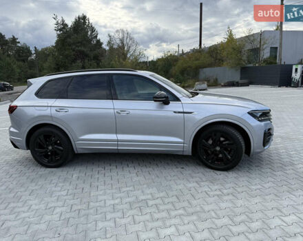 Серый Фольксваген Туарег, объемом двигателя 2.97 л и пробегом 118 тыс. км за 57900 $, фото 10 на Automoto.ua