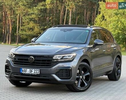 Серый Фольксваген Туарег, объемом двигателя 2.97 л и пробегом 156 тыс. км за 55300 $, фото 8 на Automoto.ua