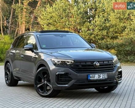 Серый Фольксваген Туарег, объемом двигателя 2.97 л и пробегом 156 тыс. км за 55300 $, фото 21 на Automoto.ua