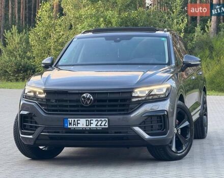 Серый Фольксваген Туарег, объемом двигателя 2.97 л и пробегом 156 тыс. км за 55300 $, фото 13 на Automoto.ua