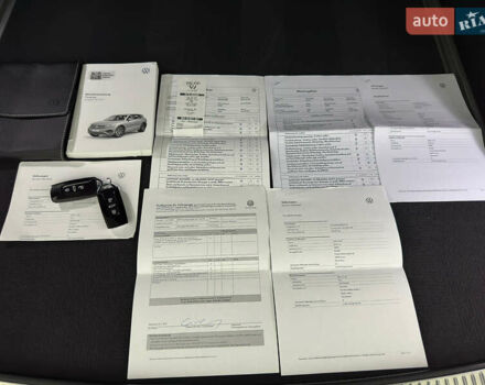 Серый Фольксваген Туарег, объемом двигателя 3 л и пробегом 141 тыс. км за 58999 $, фото 107 на Automoto.ua