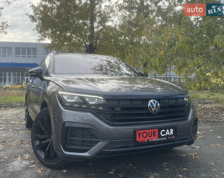 Серый Фольксваген Туарег, объемом двигателя 3 л и пробегом 97 тыс. км за 59400 $, фото 9 на Automoto.ua