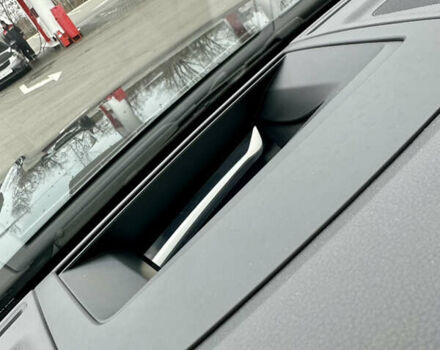 Серый Фольксваген Туарег, объемом двигателя 2.99 л и пробегом 135 тыс. км за 57000 $, фото 12 на Automoto.ua