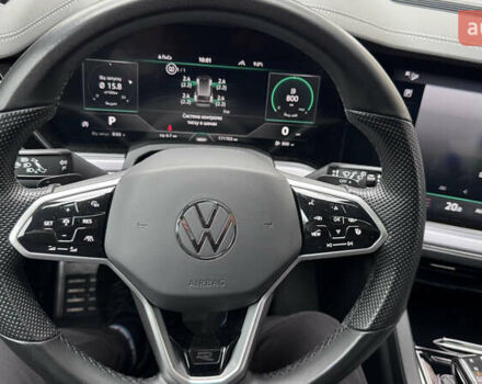 Серый Фольксваген Туарег, объемом двигателя 2.97 л и пробегом 172 тыс. км за 65000 $, фото 18 на Automoto.ua