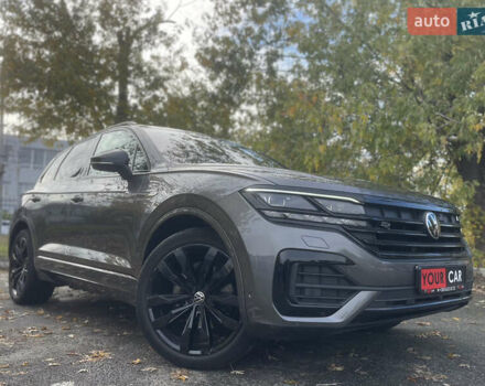 Серый Фольксваген Туарег, объемом двигателя 3 л и пробегом 97 тыс. км за 59400 $, фото 12 на Automoto.ua