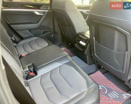 Серый Фольксваген Туарег, объемом двигателя 3 л и пробегом 97 тыс. км за 58999 $, фото 44 на Automoto.ua