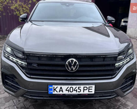 Серый Фольксваген Туарег, объемом двигателя 2.97 л и пробегом 172 тыс. км за 65000 $, фото 9 на Automoto.ua