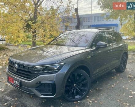 Серый Фольксваген Туарег, объемом двигателя 3 л и пробегом 97 тыс. км за 58999 $, фото 8 на Automoto.ua