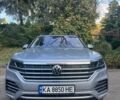 Серый Фольксваген Туарег, объемом двигателя 2.97 л и пробегом 8 тыс. км за 64000 $, фото 1 на Automoto.ua