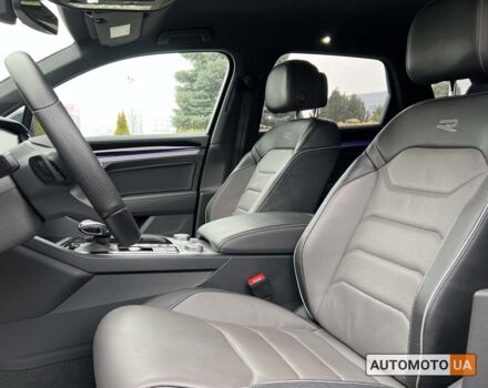 Сірий Фольксваген Туарег, об'ємом двигуна 3 л та пробігом 57 тис. км за 67600 $, фото 22 на Automoto.ua