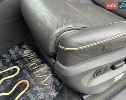 Серый Фольксваген Туарег, объемом двигателя 2.97 л и пробегом 158 тыс. км за 57900 $, фото 77 на Automoto.ua