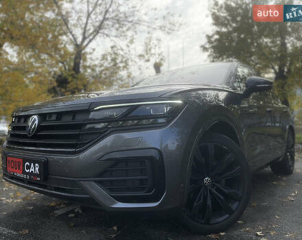 Серый Фольксваген Туарег, объемом двигателя 3 л и пробегом 97 тыс. км за 59400 $, фото 7 на Automoto.ua