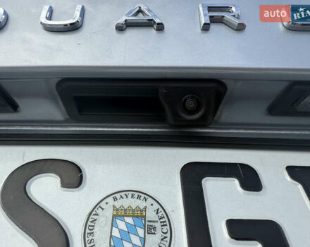 Серый Фольксваген Туарег, объемом двигателя 2.97 л и пробегом 118 тыс. км за 57900 $, фото 45 на Automoto.ua