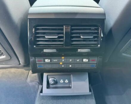 Сірий Фольксваген Туарег, об'ємом двигуна 3 л та пробігом 15 тис. км за 30000 $, фото 8 на Automoto.ua