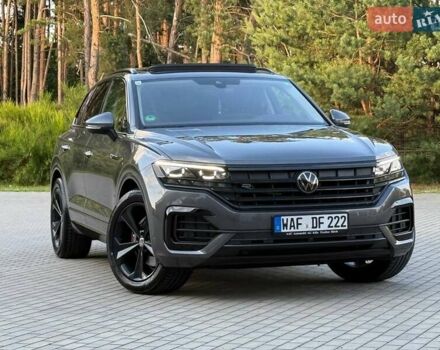 Серый Фольксваген Туарег, объемом двигателя 2.97 л и пробегом 156 тыс. км за 55300 $, фото 15 на Automoto.ua