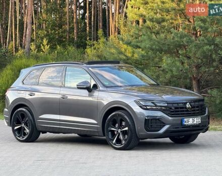 Серый Фольксваген Туарег, объемом двигателя 2.97 л и пробегом 156 тыс. км за 55300 $, фото 83 на Automoto.ua