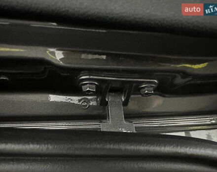 Серый Фольксваген Туарег, объемом двигателя 3 л и пробегом 141 тыс. км за 57999 $, фото 50 на Automoto.ua