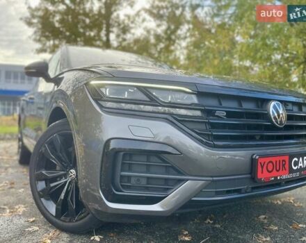 Серый Фольксваген Туарег, объемом двигателя 3 л и пробегом 97 тыс. км за 58999 $, фото 18 на Automoto.ua