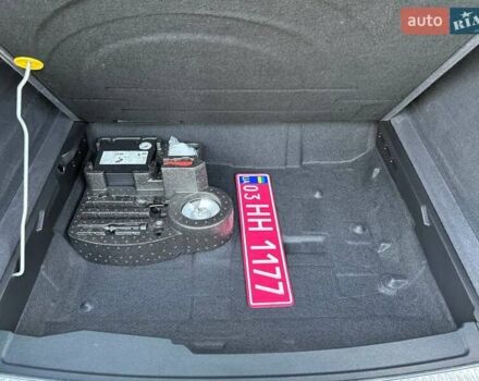 Серый Фольксваген Туарег, объемом двигателя 2.97 л и пробегом 156 тыс. км за 55300 $, фото 54 на Automoto.ua