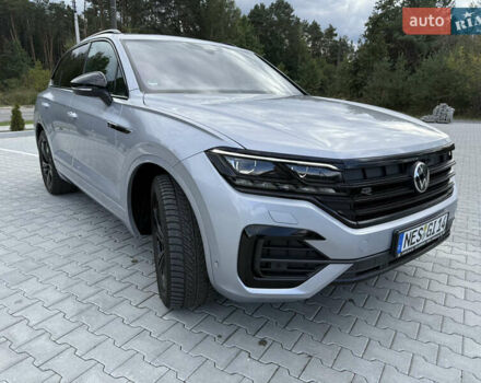 Серый Фольксваген Туарег, объемом двигателя 2.97 л и пробегом 118 тыс. км за 57900 $, фото 6 на Automoto.ua