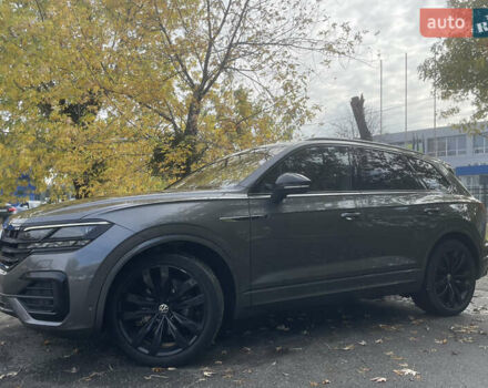 Серый Фольксваген Туарег, объемом двигателя 3 л и пробегом 97 тыс. км за 59400 $, фото 6 на Automoto.ua