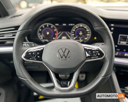 Сірий Фольксваген Туарег, об'ємом двигуна 3 л та пробігом 57 тис. км за 67600 $, фото 21 на Automoto.ua