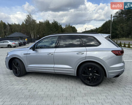 Серый Фольксваген Туарег, объемом двигателя 2.97 л и пробегом 118 тыс. км за 57900 $, фото 18 на Automoto.ua