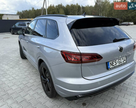 Серый Фольксваген Туарег, объемом двигателя 2.97 л и пробегом 118 тыс. км за 57900 $, фото 16 на Automoto.ua