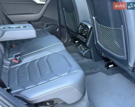 Серый Фольксваген Туарег, объемом двигателя 2.97 л и пробегом 156 тыс. км за 55300 $, фото 63 на Automoto.ua