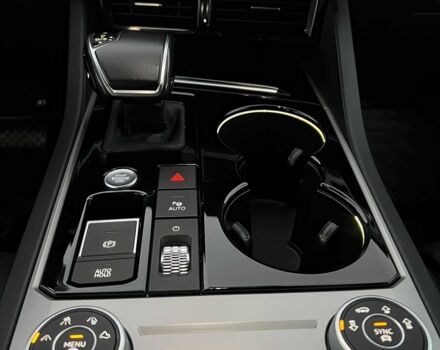 Серый Фольксваген Туарег, объемом двигателя 3 л и пробегом 14 тыс. км за 40000 $, фото 9 на Automoto.ua