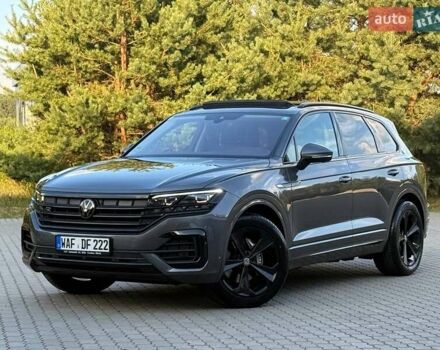 Серый Фольксваген Туарег, объемом двигателя 2.97 л и пробегом 156 тыс. км за 55300 $, фото 6 на Automoto.ua