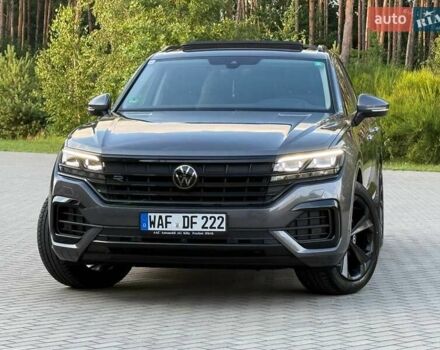 Серый Фольксваген Туарег, объемом двигателя 2.97 л и пробегом 156 тыс. км за 55300 $, фото 14 на Automoto.ua