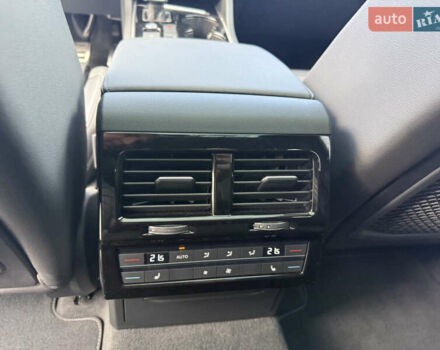 Серый Фольксваген Туарег, объемом двигателя 2.97 л и пробегом 118 тыс. км за 57900 $, фото 34 на Automoto.ua