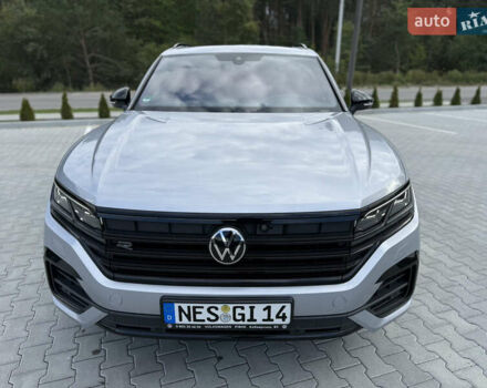 Серый Фольксваген Туарег, объемом двигателя 2.97 л и пробегом 118 тыс. км за 57900 $, фото 4 на Automoto.ua