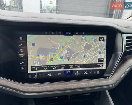 Серый Фольксваген Туарег, объемом двигателя 2.97 л и пробегом 158 тыс. км за 57900 $, фото 5 на Automoto.ua